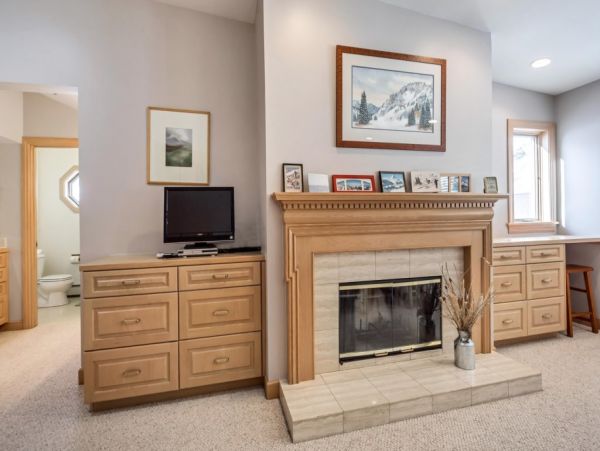 Alta Condo 982547