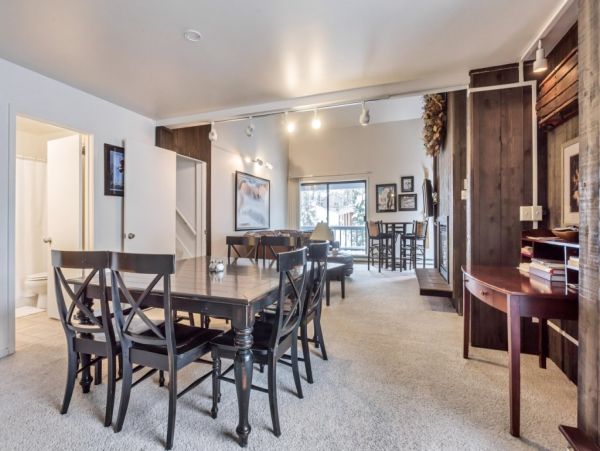 Alta Condo 982549