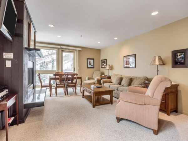 Alta Condo 982551