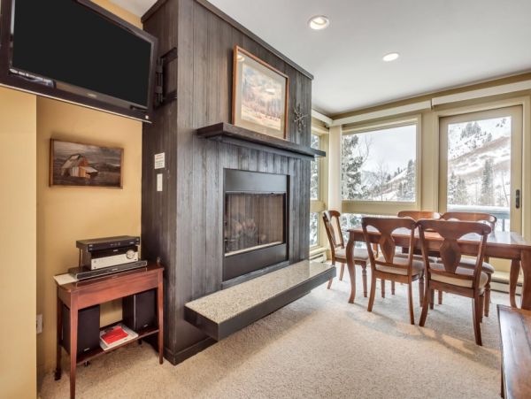 Alta Condo 982551