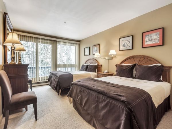 Alta Condo 982551