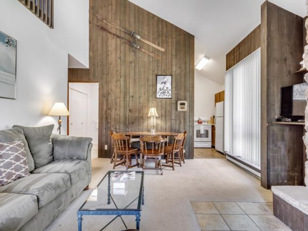 Alta Condo 982556