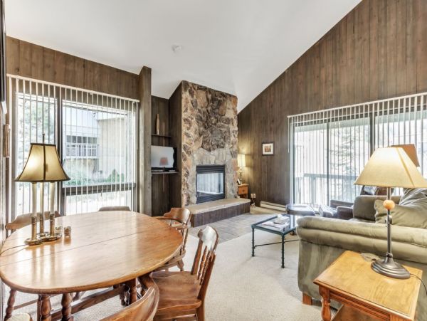 Alta Condo 982556