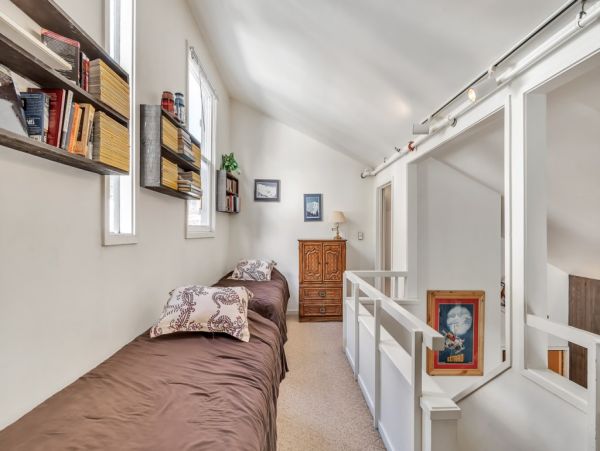 Alta Condo 982557