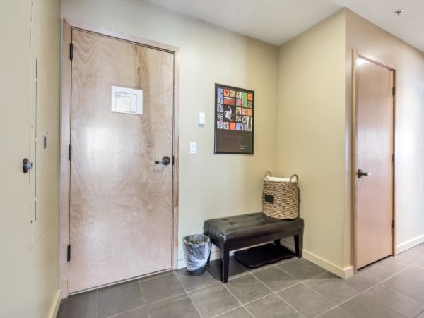 Alta Condo 982558
