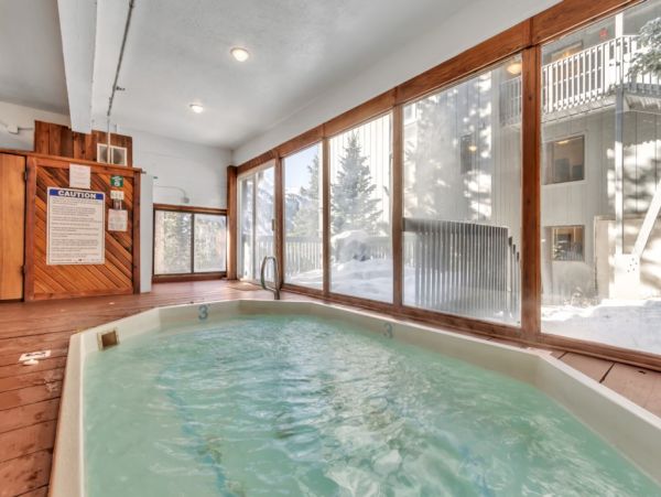 Alta Condo 982558