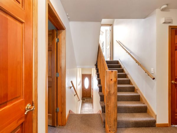 Alta Condo 982559