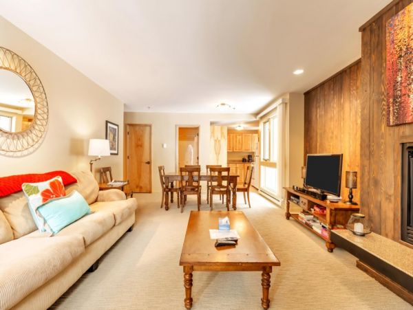 Alta Condo 982560