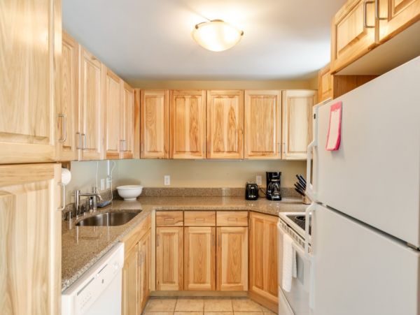 Alta Condo 982560