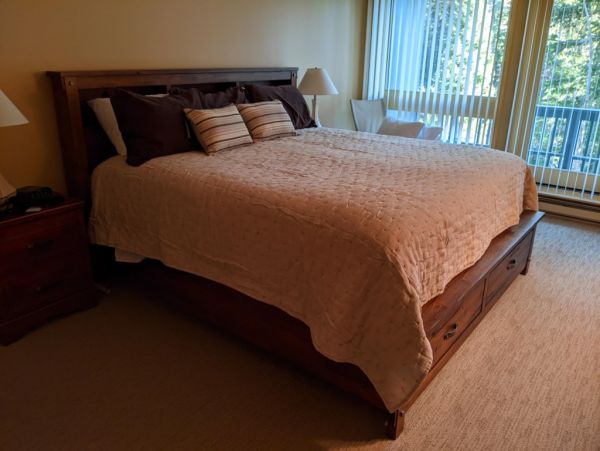 Alta Condo 982560