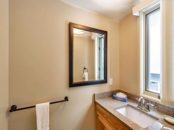 Alta Condo 982560