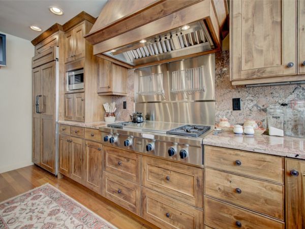 Alta Condo 982561