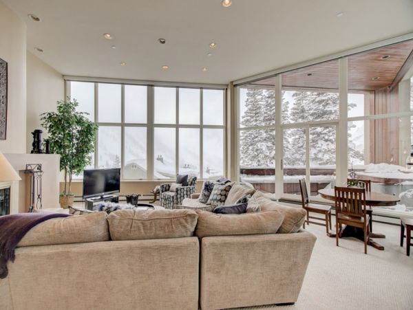 Alta Condo 982561