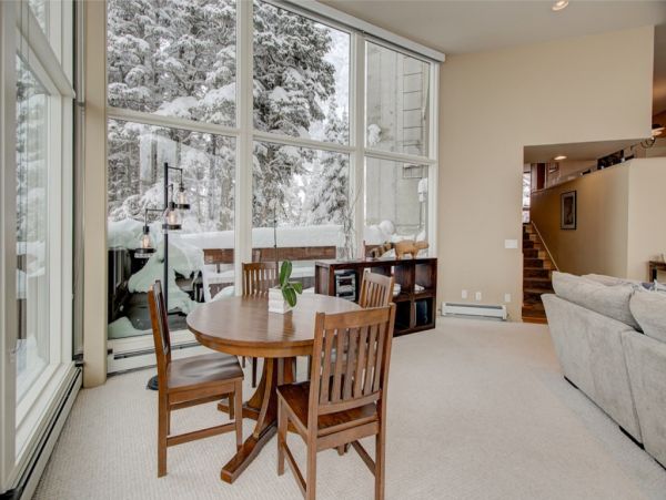 Alta Condo 982561