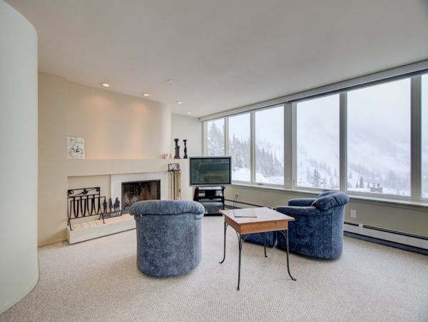 Alta Condo 982561