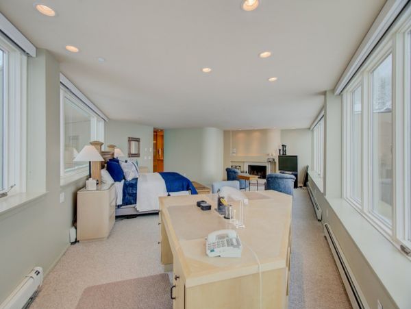 Alta Condo 982561