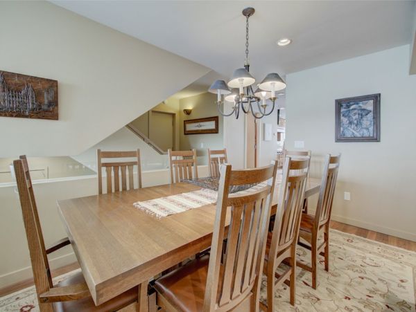 Alta Condo 982561