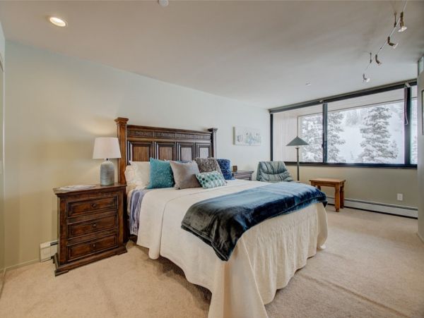 Alta Condo 982561