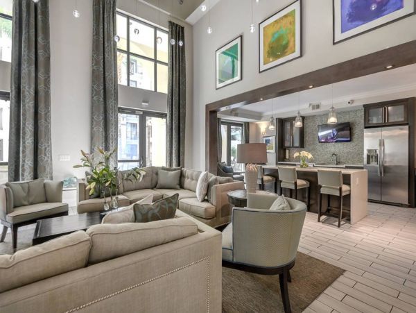Tampa Condo 982569