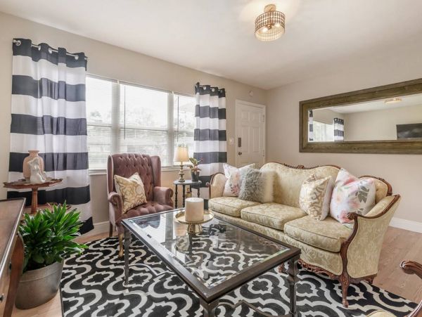 Tampa Home 982570