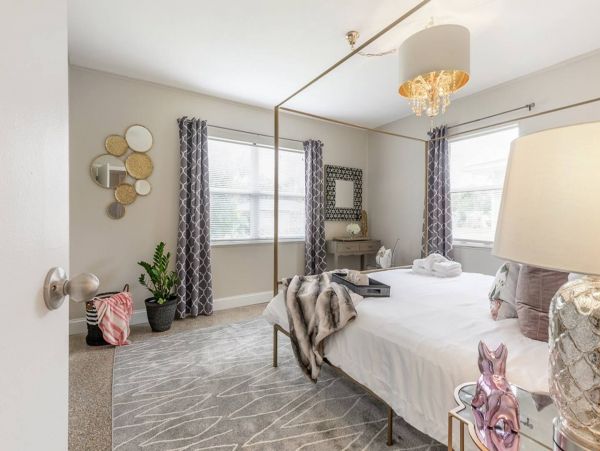 Tampa Home 982570