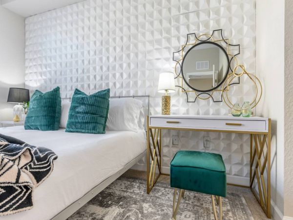 Tampa Condo 982573