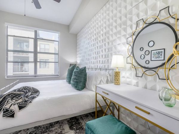 Tampa Condo 982573