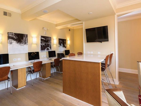 Tampa Condo 982573