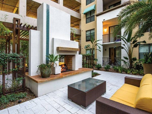 Tampa Condo 982573