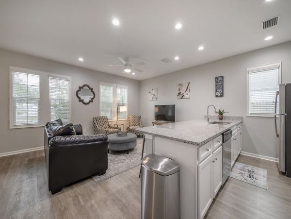 Tampa Condo 982575