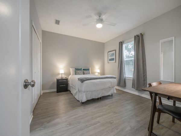 Tampa Condo 982575