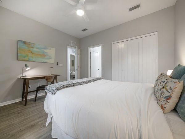Tampa Condo 982575