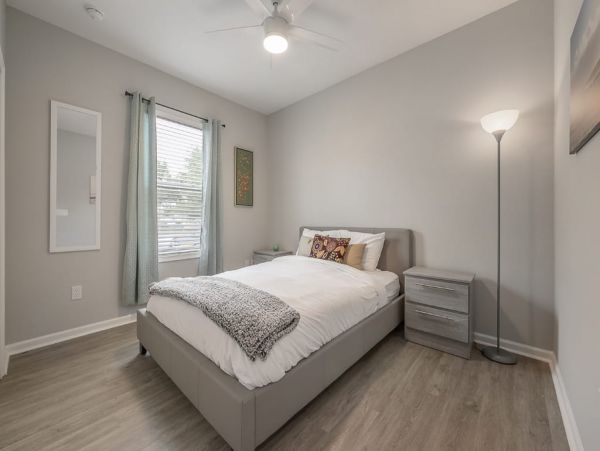 Tampa Condo 982575