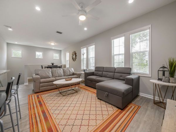 Tampa Home 982583