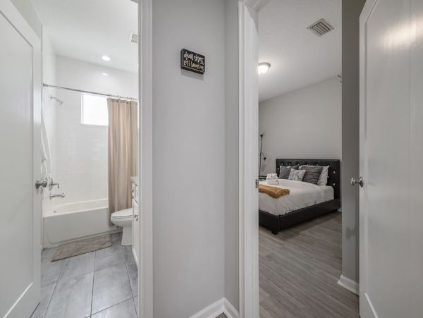 Tampa Home 982583