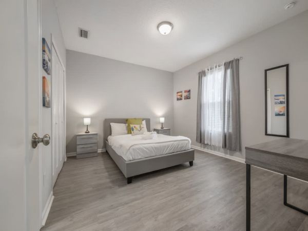 Tampa Home 982583