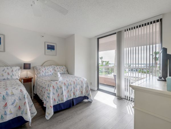 Clearwater Condo 982591