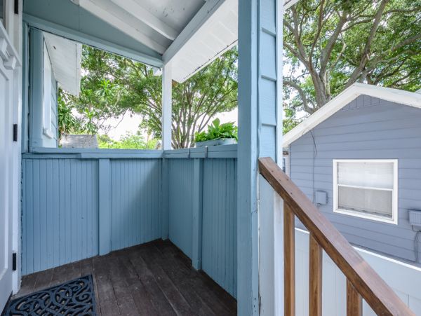 St. Petersburg Home 982596
