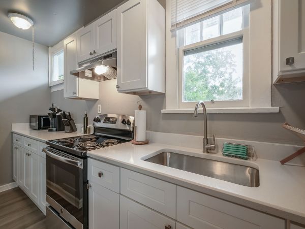 St. Petersburg Home 982597
