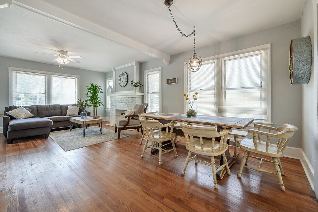 St. Petersburg Home 982599