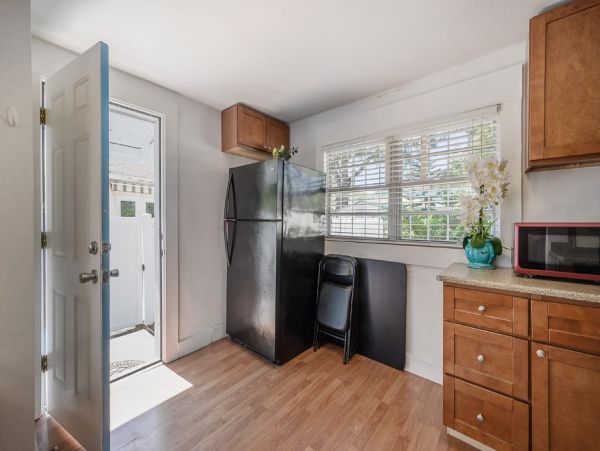 Tampa Home 982600