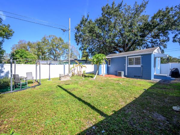 Tampa Home 982600