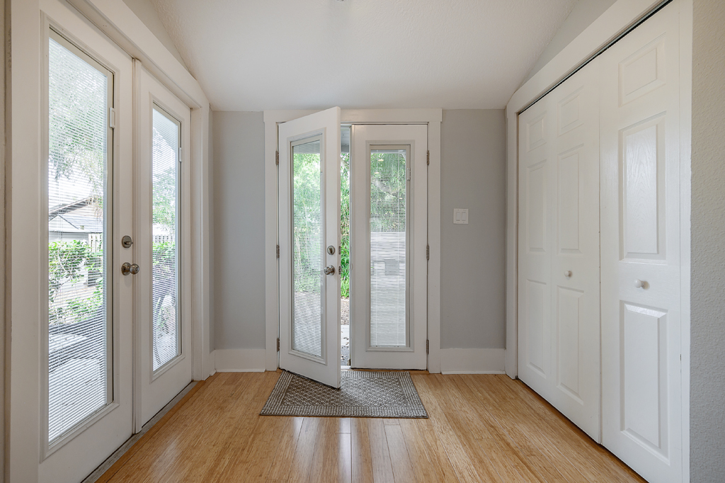 Tampa Home 982601