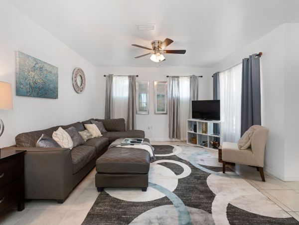 Tampa Home 982610