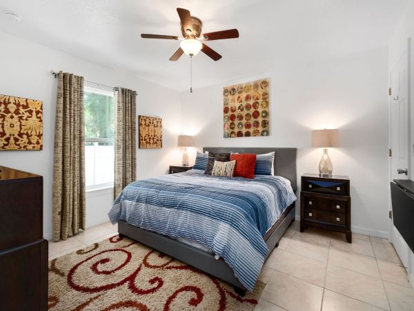 Tampa Home 982610