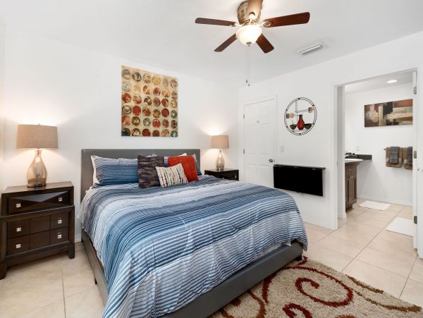Tampa Home 982610