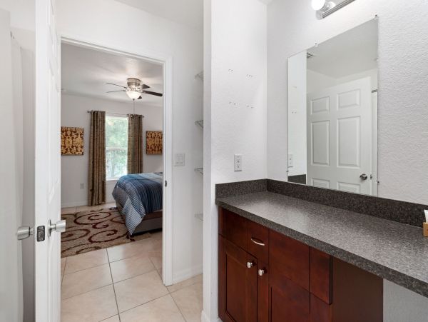 Tampa Home 982610
