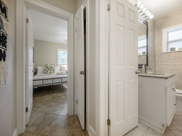 Tampa Home 982617
