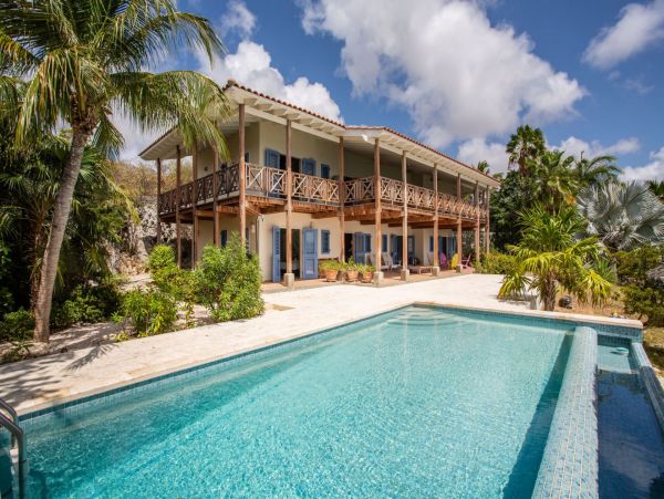 Bonaire Home 982628
