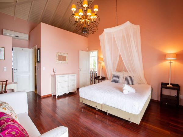 Bonaire Home 982628